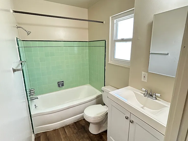 1362 Ulfinian Way #1362 — Photo 10