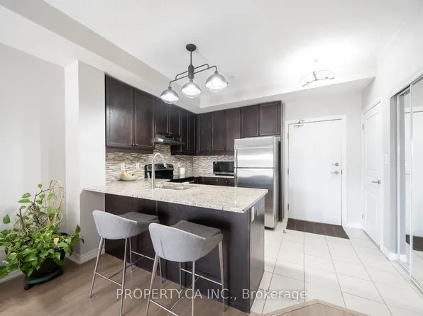 570 Lolita Gdns #144, Mississauga, ON L5A 0A1