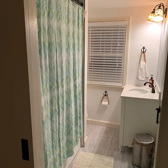 45 Saginaw Ave — Photo 4