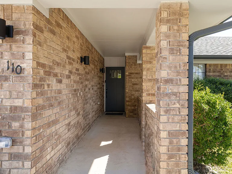 110 Forest Cir — Photo 17