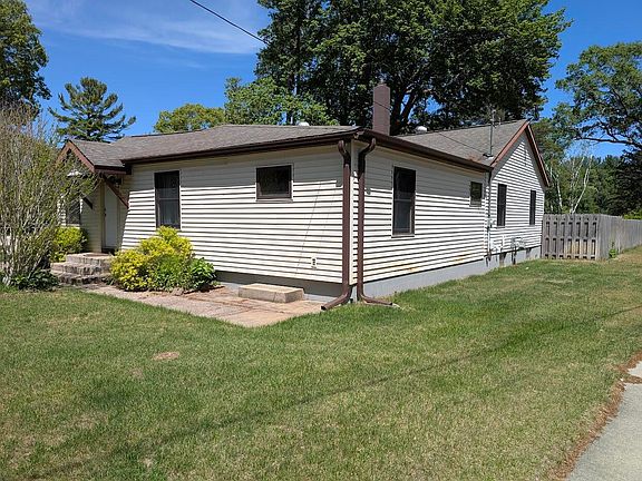 2nd image of 246 Birch Dr