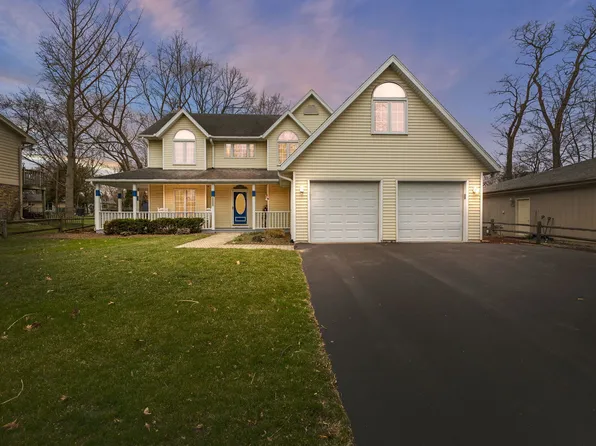 520 Birchwood Rd, Frankfort, IL 60423