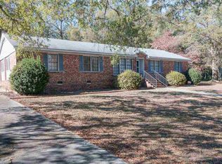 102 York St, Clinton, SC 29325