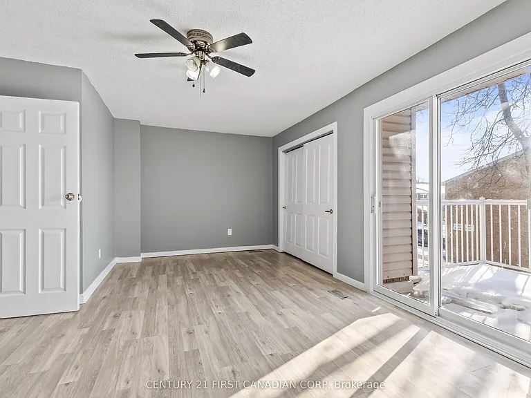 500 Osgoode Dr #20 — Photo 14