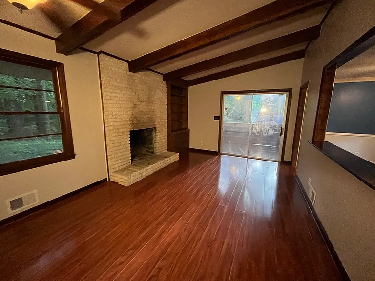 2906 Branchwood Dr — Photo 5