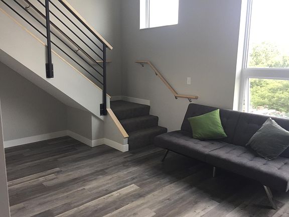 5th image of 2630 Essex St SE