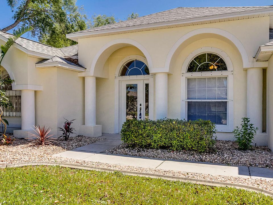 2nd image of 3733 Sunward Dr