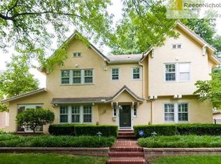 808 Huntington Rd, Kansas City, MO 64113