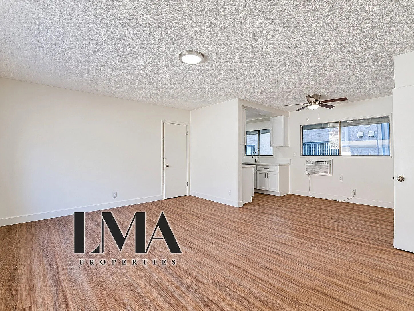 1 bed, 1.0 bath, $1,816 — Photo 3