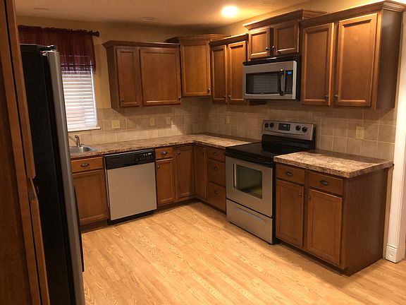 2nd image of 1630 NW 43rd St