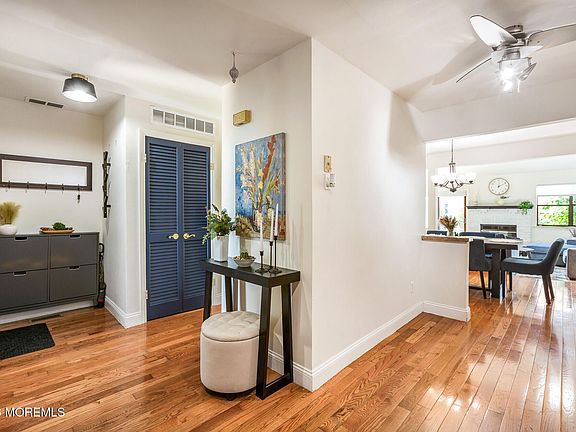 5th image of 43 Chestnut Way #4-3