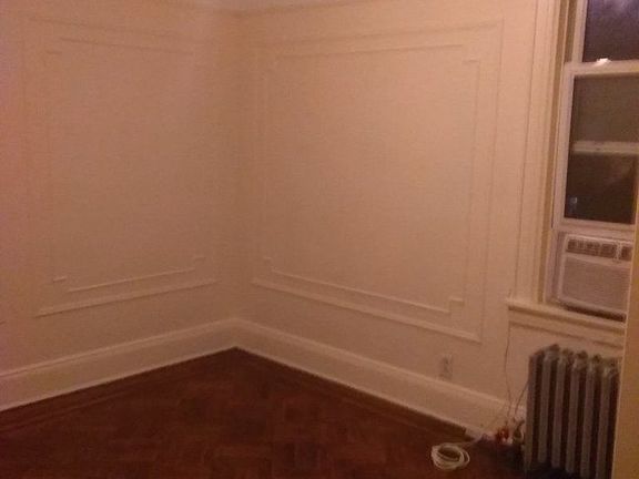 5th image of 1498 E 49th St