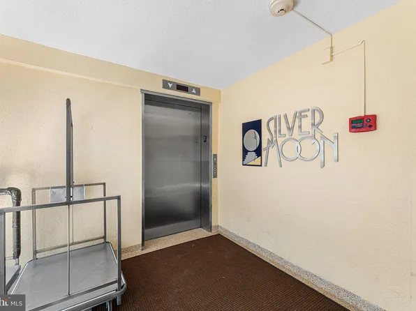 12705 Wight St Unit 205, Ocean City, MD 21842