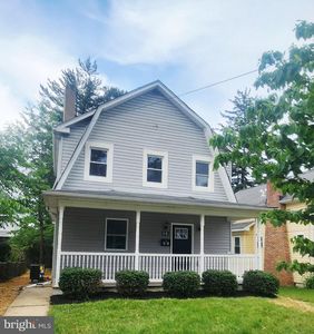 27 Glenwood Ave, Baltimore, MD 21228