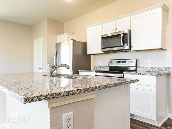 4th image of 6009 Mojave Dr