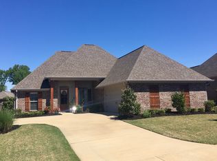100 Kempen Ln, Madison, MS 39110