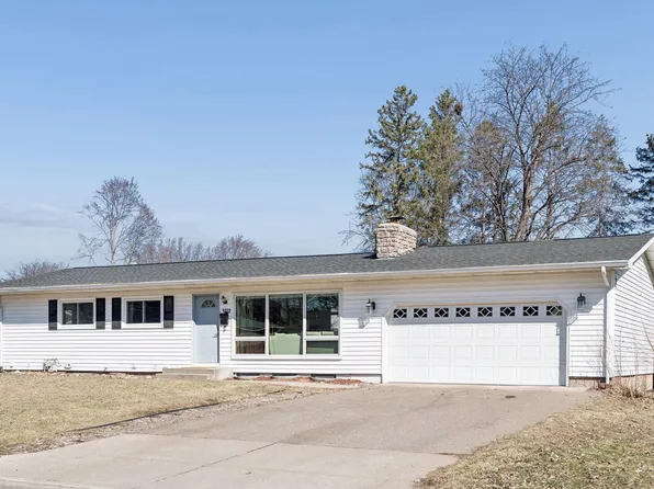 2712 Ohenry Rd, Brooklyn Center, MN 55430