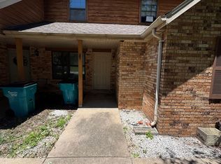 2991 W Village Ln #A-D, Springfield, MO 65807
