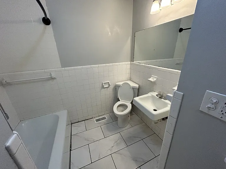 2619 Central Ave — Photo 6