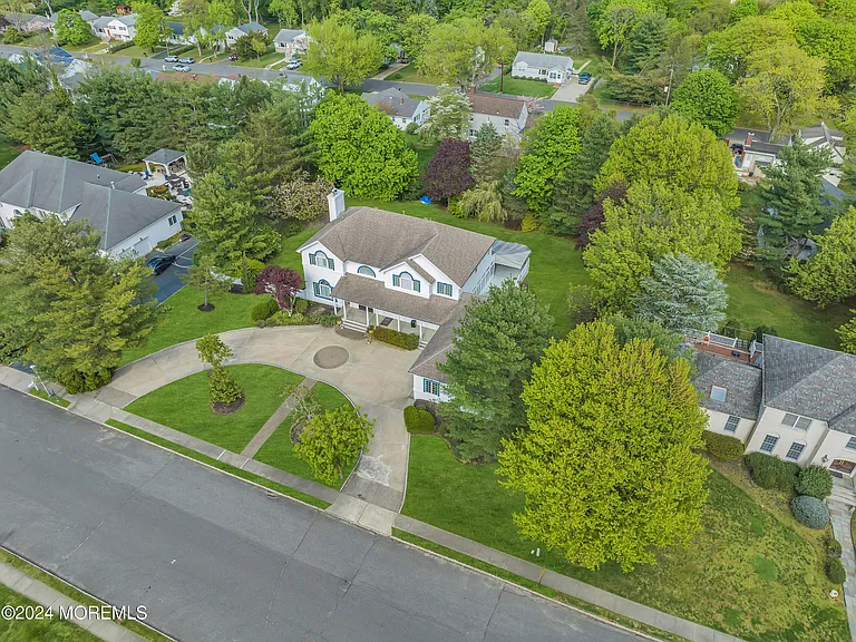 22 Meadow Ln — Photo 37