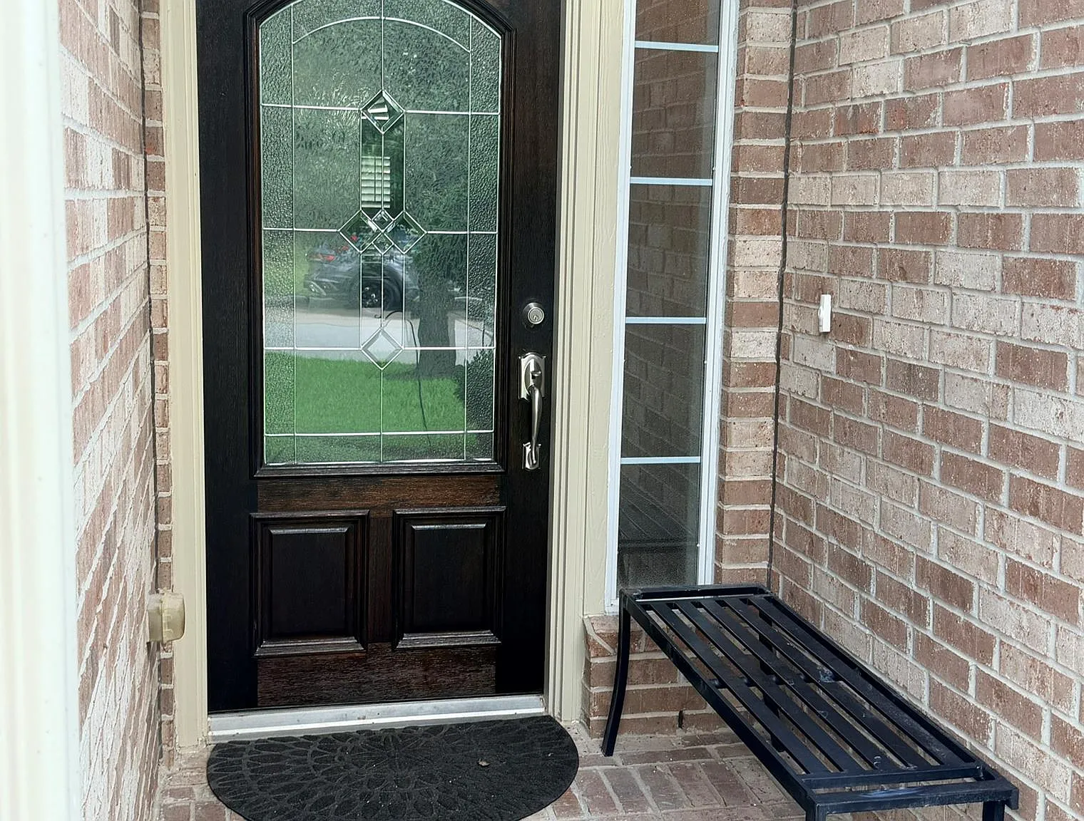 3 bed, 2.0 bath, 2164 sqft, $2,475 — Photo 2