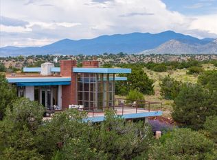 32 Hondo Ridge Rd, Santa Fe, NM 87508