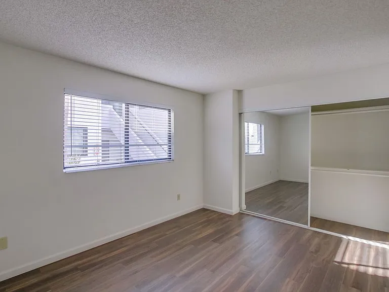 Beautifully Renovated Property perfectly situated between North Park and Normal Heights! — Photo 53