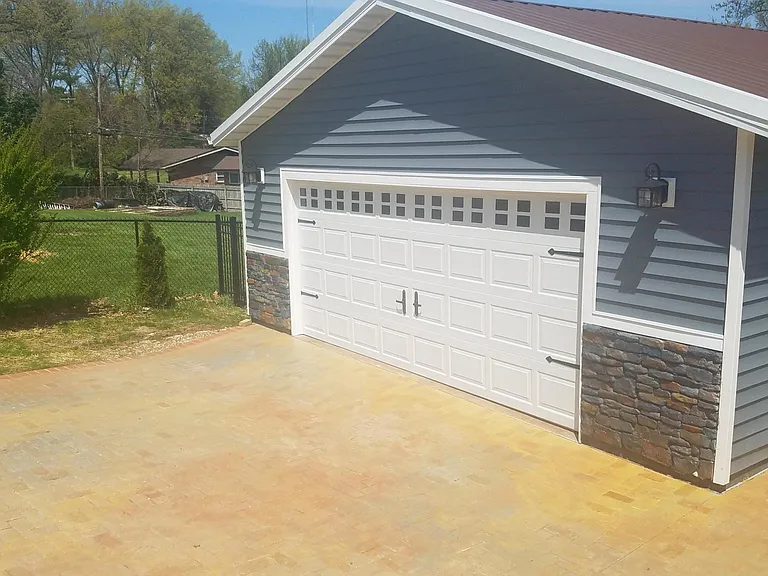 10157 Meadowfield Ln — Photo 3