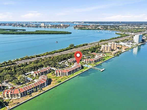 4th image of 7520 SUNSHINE SKYWAY LANE S #T19