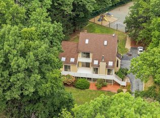 200 Wheel Wright Rd, Hampstead, NH 03841