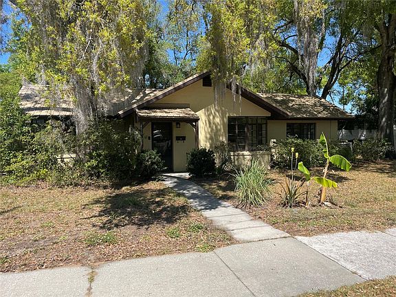 2nd image of 456 W Minneola Ave