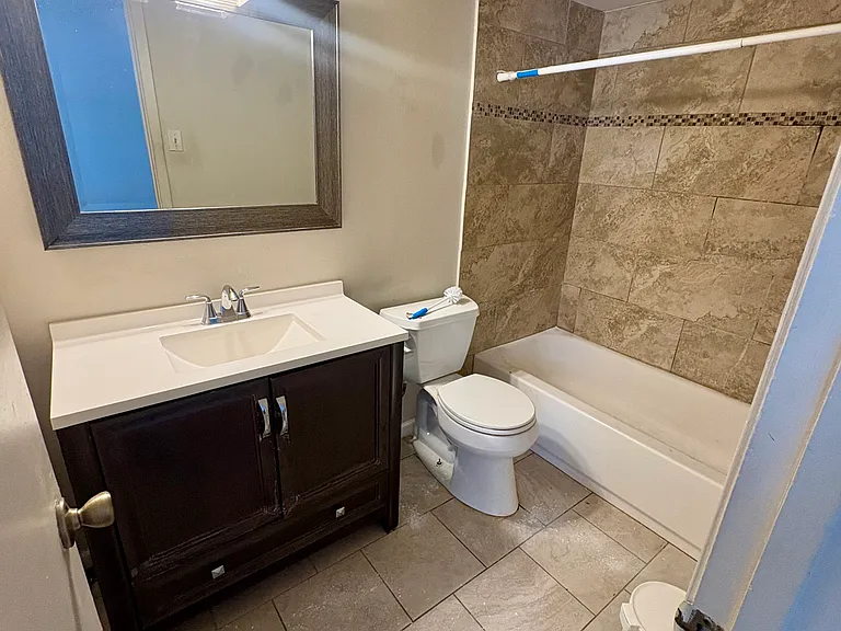 3105 S 1st St #202 — Photo 12