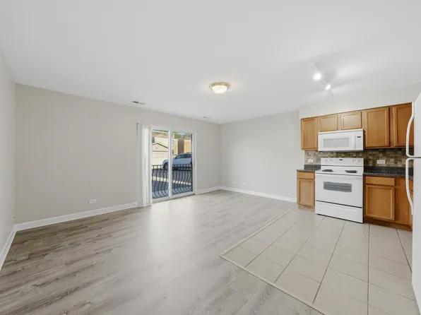 3423 Ridgeland Ave #102, Berwyn, IL 60402