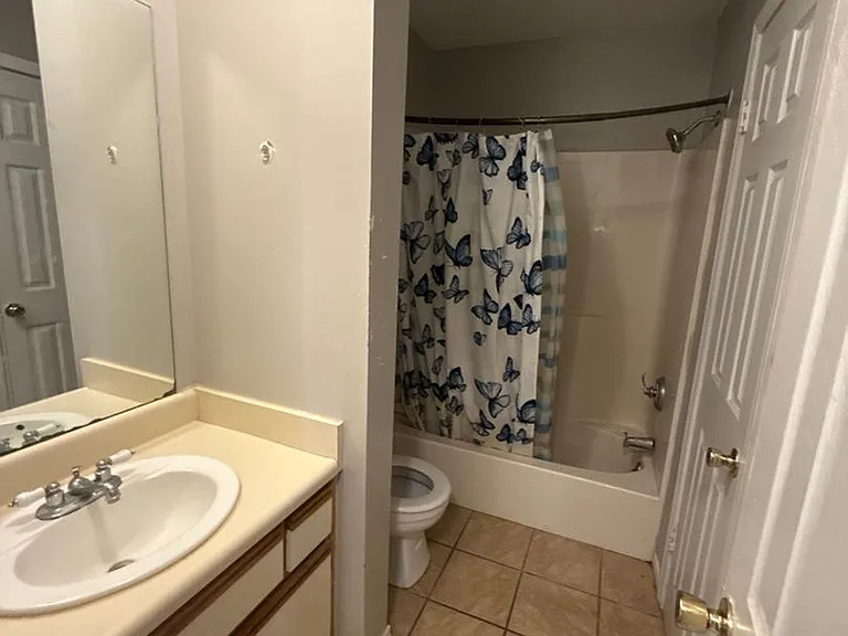 136 Bonnie Ln — Photo 12
