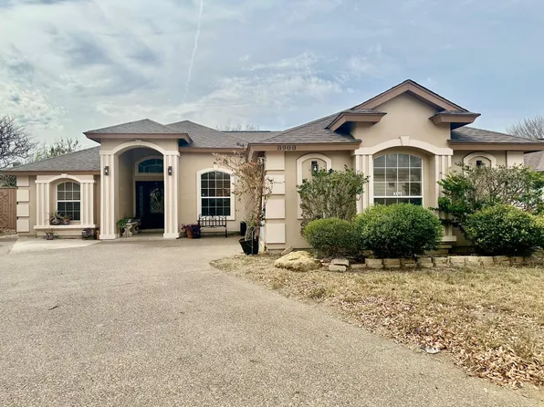 8908 Southern Oaks Loop, Laredo, TX 78045