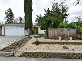 6540 Bridgewood Dr, Santa Rosa, CA 95409