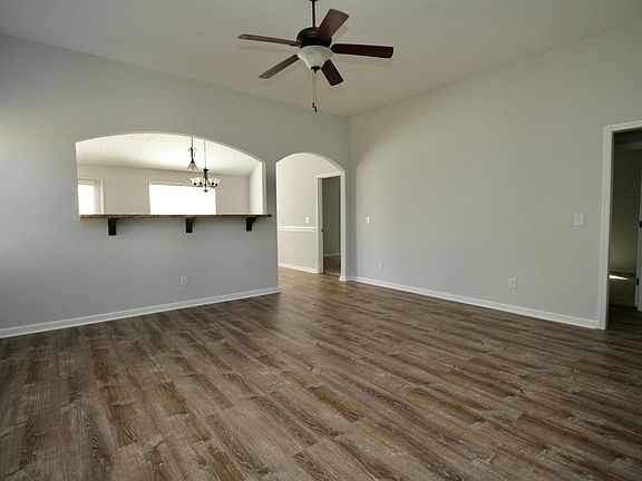 5th image of 3246 Alexandria Drive