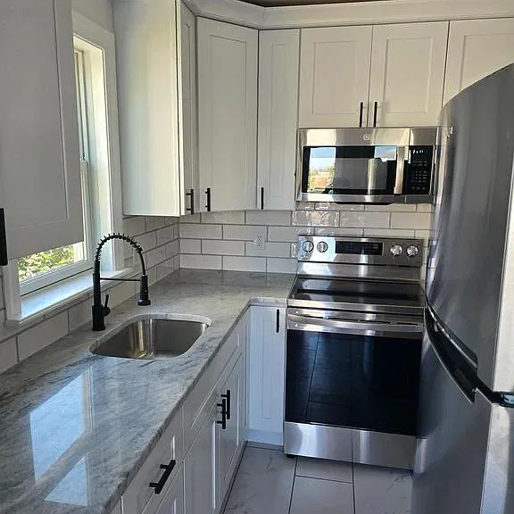 5927 Ridge Ave #1R — Photo 9