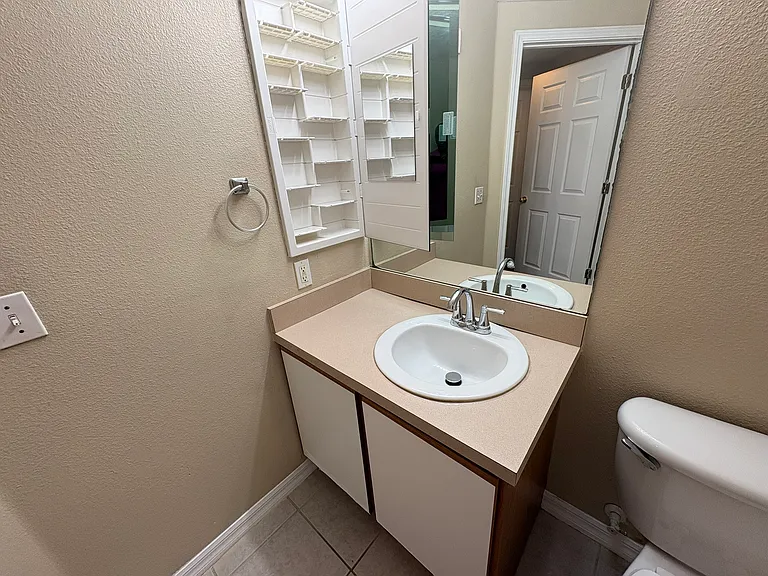 9610 Seadale Ct #102 — Photo 31