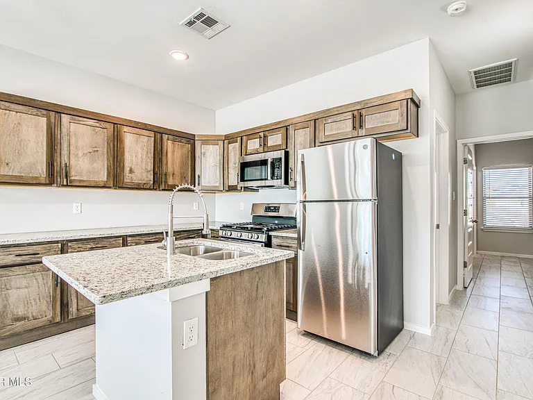 12879 Bret Harte Dr — Photo 7