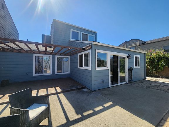 3rd image of 1256 Laguna Ln