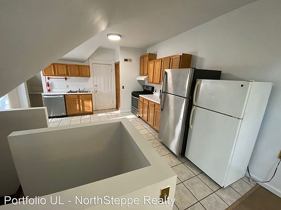 3rd image of 160 W 9th Ave #2877854