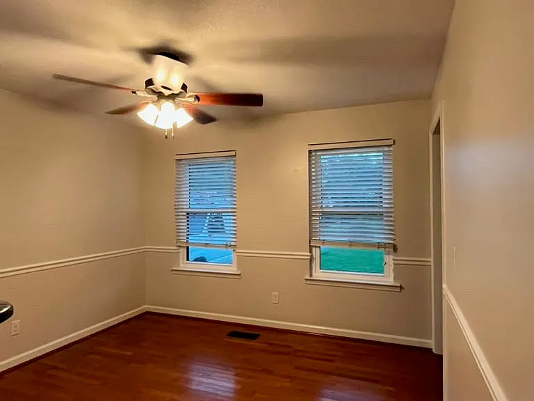 9415 Seasons Dr — Photo 4