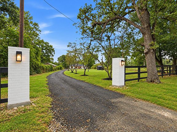 2nd image of 22177 Fm 359 Rd