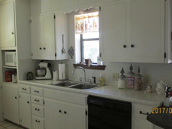 4th image of 110 Parkview Dr