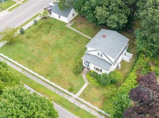 130 Norwood Ave, Warwick, RI 02888