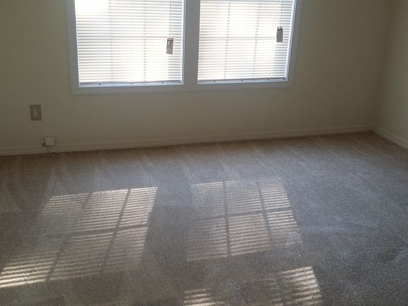 4th image of 1404 Summercourt Dr