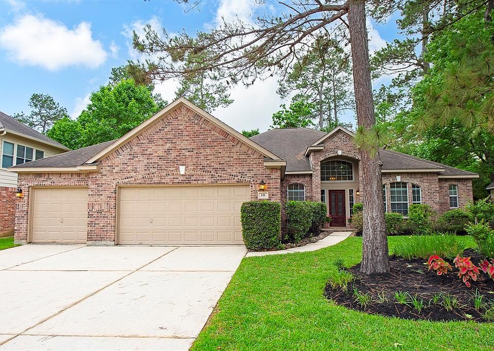 1st image of 151 S Evangeline Oaks Cir