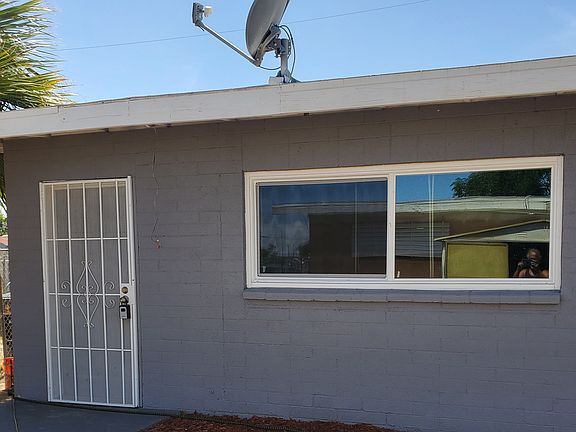 2nd image of 1209 Cunningham Dr #2