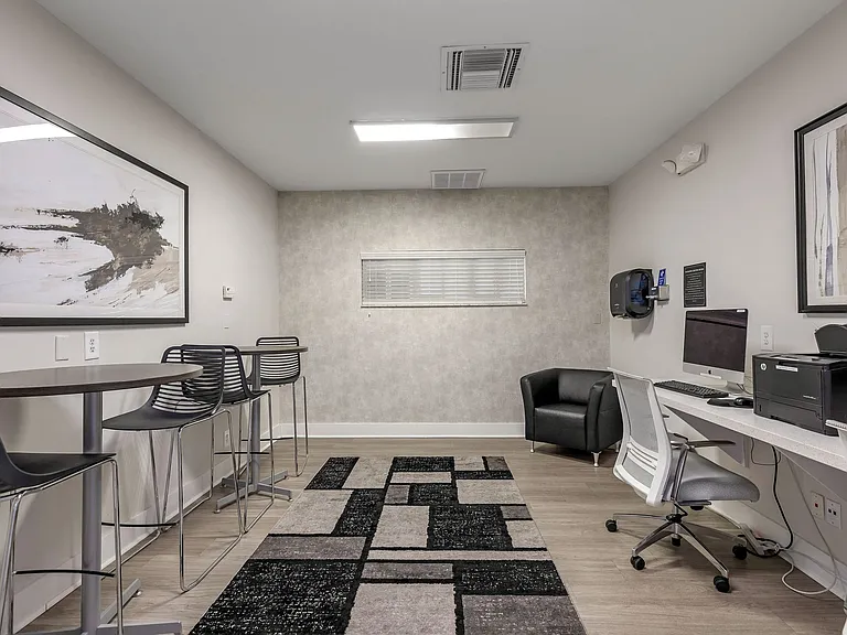 Boca Arbor Club Apartments — Photo 11